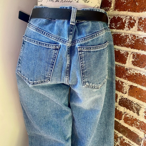 Tommy Hilfiger Y2K light wash flare jeans - Picture 4 of 9